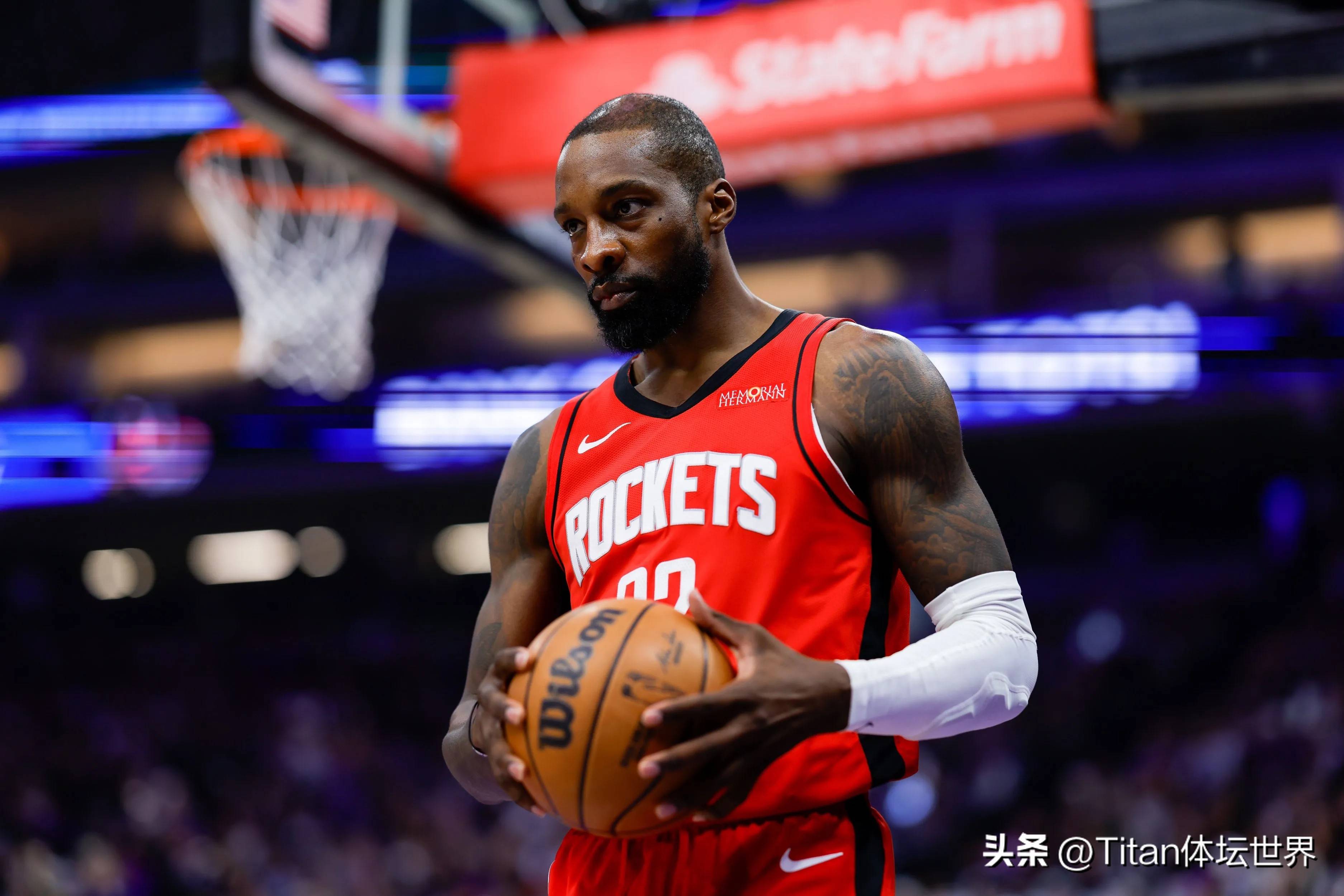 关于V体育：NBA新规则限制进攻犯规，比赛格局或将改变！的信息