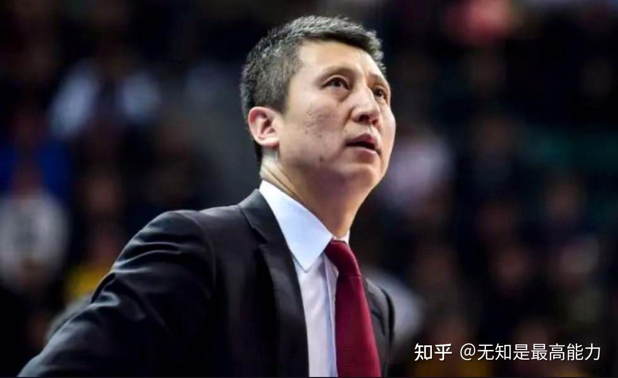 V体育：中国男篮新帅上任，能否带领球队走出低谷？的简单介绍