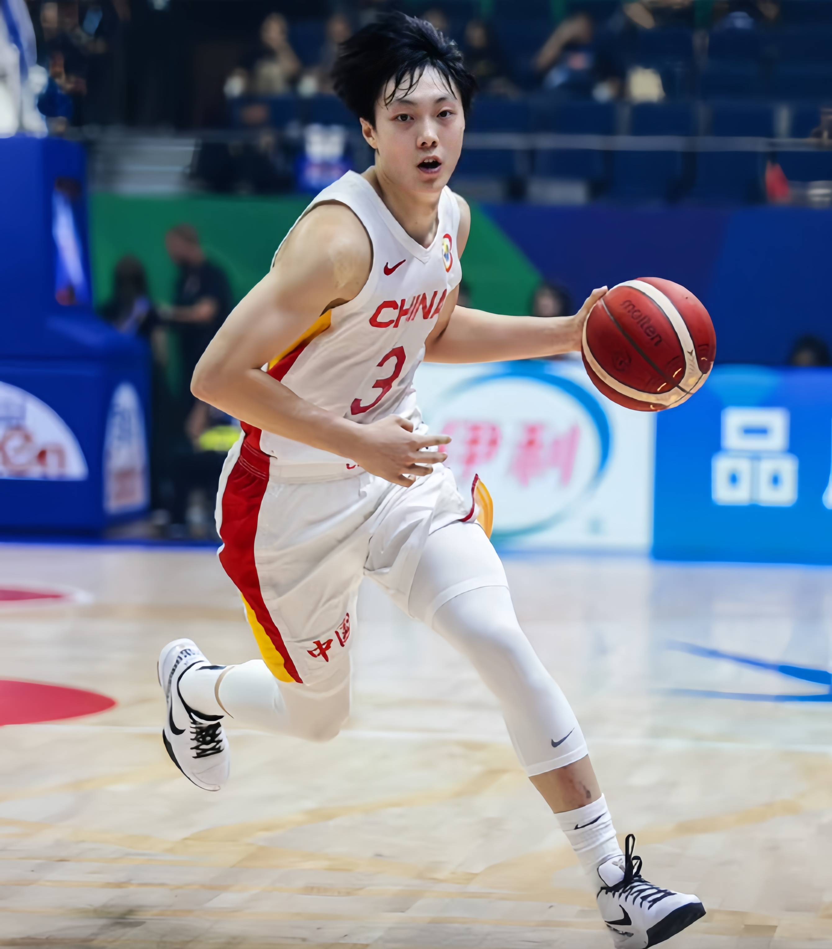 关于V体育：中国男篮备战世界杯，力争佳绩！的信息