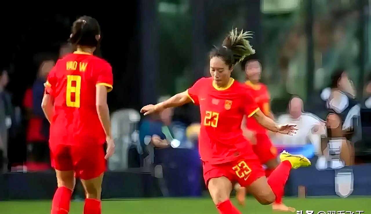 V体育：女超联赛，铿锵玫瑰的简单介绍