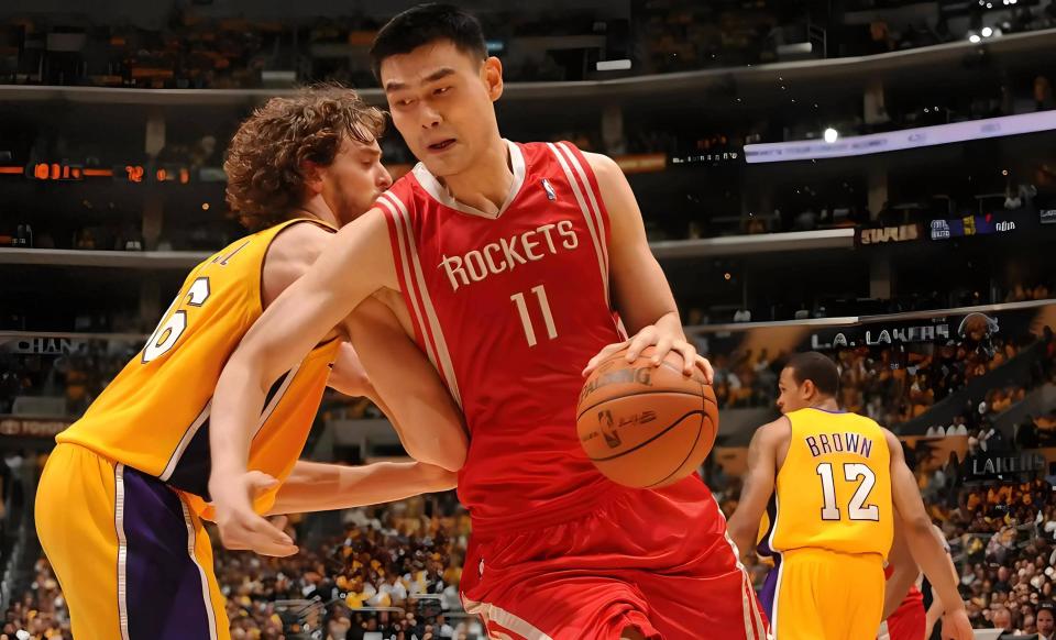 包含V体育：中国球员征战NBA，备受关注！的词条